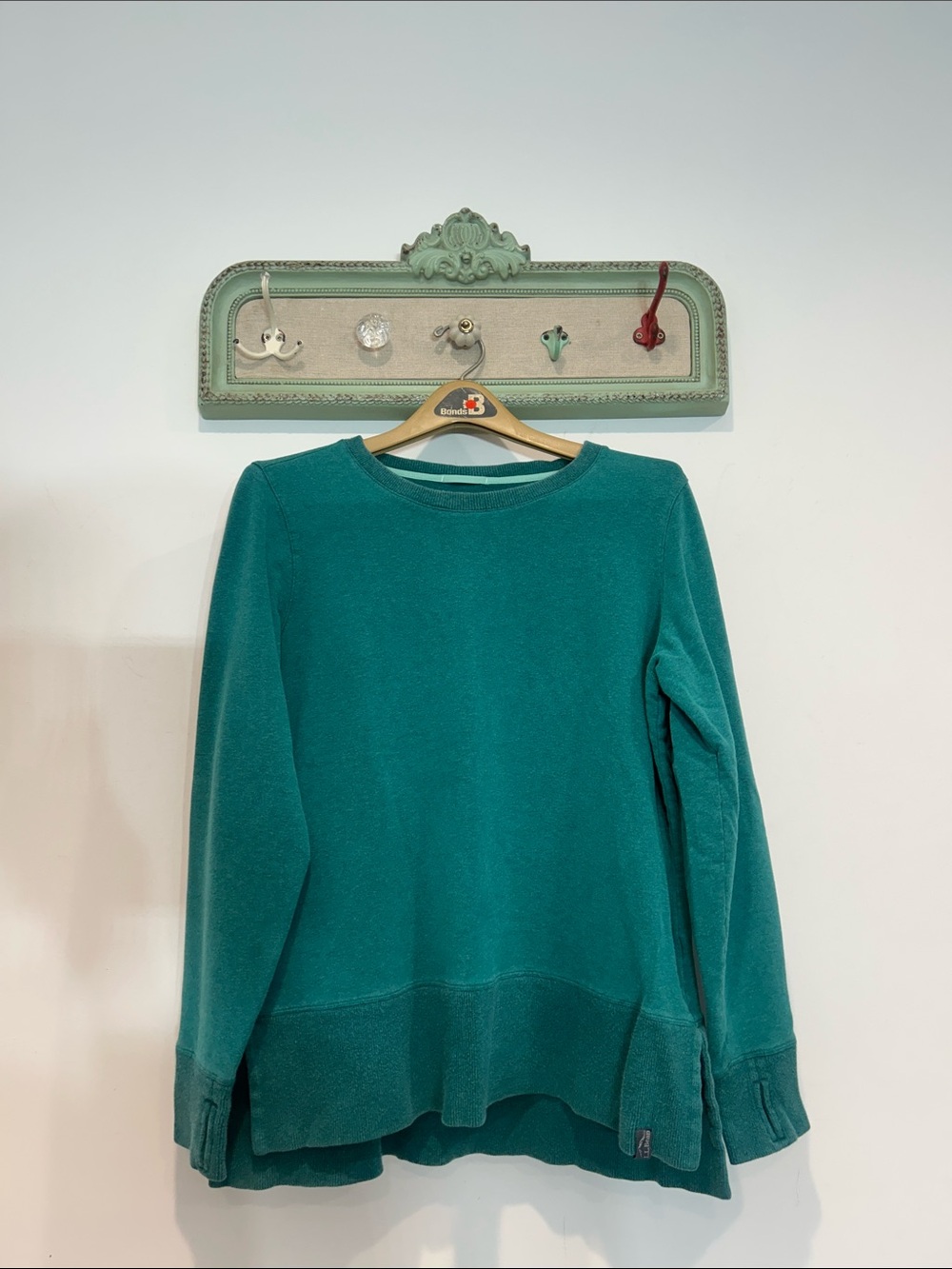 L.L. Bean Teal Crewneck long sleeve thumb hole Sweater medium relaxed women’s
